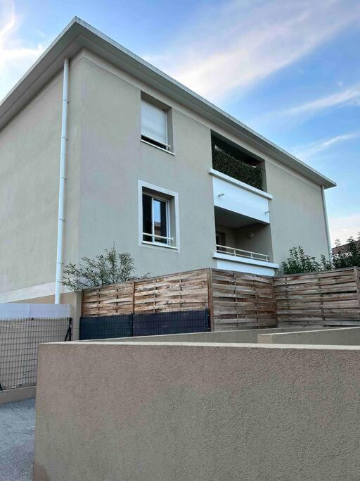Avec Terrasse Et Box Entre Plages Et Nature Apartment
